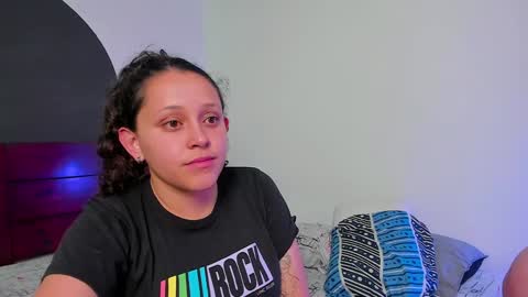 Snapshot of crazy_cakes_ chatting on December 7, 4:15 am Lexie  Rose  online show from December 7, 4:15 am