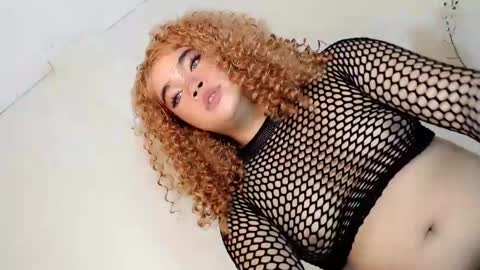 Snapshot of crazy_vixen chatting on February 27, 5:37 pm Hot Ayisha online show from February 27, 5:37 pm
