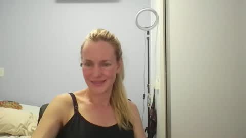 Anny online show from February 16, 12:09 am