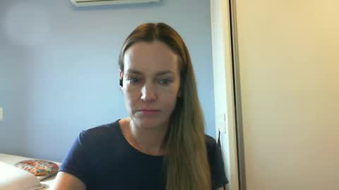 Snapshot of crazyanny chatting on October 7, 10:55 am Anny online show from October 7, 10:55 am