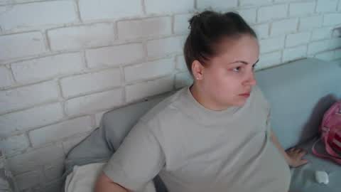 Crazyy Girl  online show from April 3, 3:52 pm