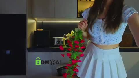 crazzy cherry online show from July 17, 4:31 pm