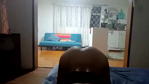 creampi313106 online show from November 26, 11:34 pm