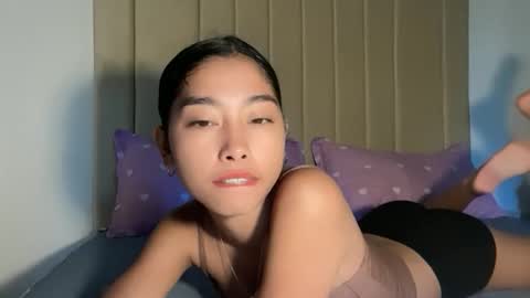 Snapshot of creamy_sexy chatting on September 10, 6:36 am mika online show from September 10, 6:36 am