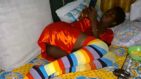 Snapshot of creamypro_ chatting on September 29, 11:20 am Taurus04 online show from September 29, 11:20 am