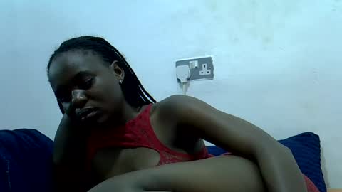 creamyypussyy online show from June 19, 8:15 pm