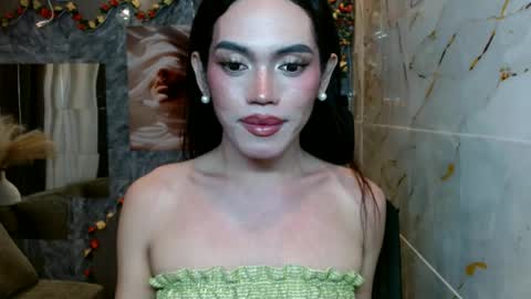 my beautiful cris online show from June 22, 11:06 am