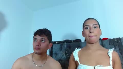 CRISANDMERY online show from March 11, 3:23 pm