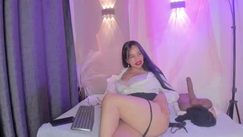 Cristal yours Milf online show from December 4, 4:39 pm