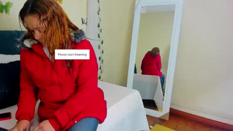 Snapshot of cristalwalker__ chatting on October 13, 10:17 am cristal walker online show from October 13, 10:17 am