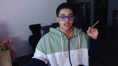    online show from January 3, 12:22 am