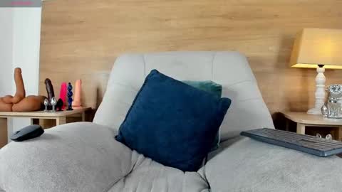 cristian_suarezz_ online show from October 9, 9:53 pm