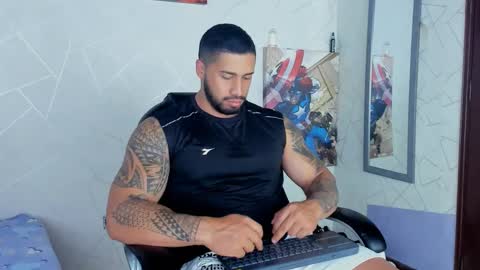 Snapshot of cristian_walker chatting on February 9, 1:25 pm cristian walker online show from February 9, 1:25 pm