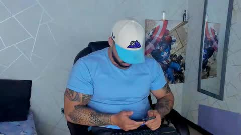 Snapshot of cristian_walker chatting on February 24, 2:04 pm cristian walker online show from February 24, 2:04 pm
