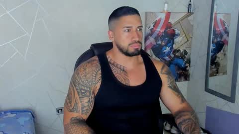 Snapshot of cristian_walker chatting on February 25, 12:16 pm cristian walker online show from February 25, 12:16 pm