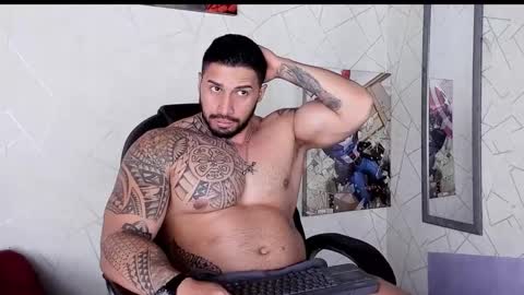Snapshot of cristian_walker chatting on October 8, 1:17 pm cristian walker online show from October 8, 1:17 pm