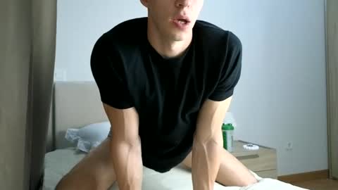 CristianoHailey online show from December 2, 8:18 pm