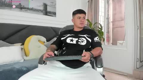 Cristopher online show from May 11, 2:02 pm