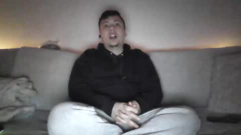 crisx3585 online show from February 16, 5:05 am