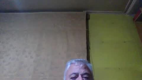 crmperez online show from March 24, 1:11 am