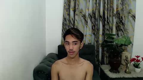 crocodale online show from October 2, 2:05 pm