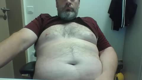 Crouch1 online show from September 12, 8:16 am