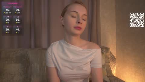 Rina online show from December 2, 9:29 am