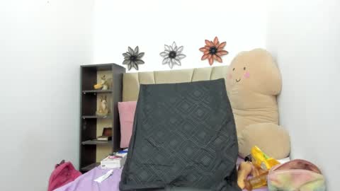 Snapshot of crystal_butterfly1 chatting on February 13, 2:42 pm crystal_butterfly1 online show from February 13, 2:42 pm