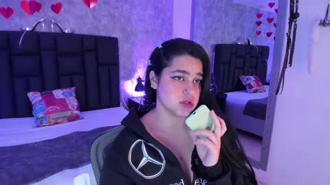 Crystal online show from February 19, 6:18 pm