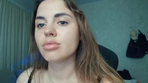 crystalemily online show from May 19, 7:21 pm