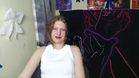 Stella online show from March 11, 5:05 pm