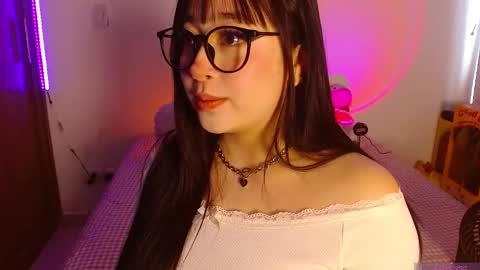 Olivia  online show from March 7, 12:27 pm