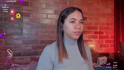 Snapshot of crystalvazquez chatting on March 8, 10:00 am Soy Crystal online show from March 8, 10:00 am