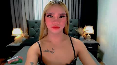 bea takashi  online show from May 11, 3:07 pm