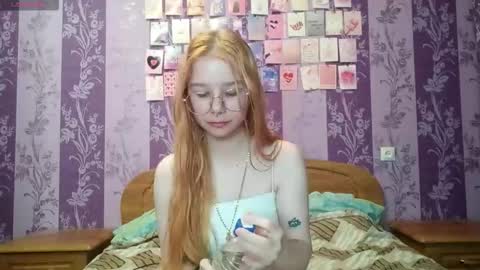 Snapshot of cucumber_kringe chatting on October 15, 11:00 am Sia online show from October 15, 11:00 am
