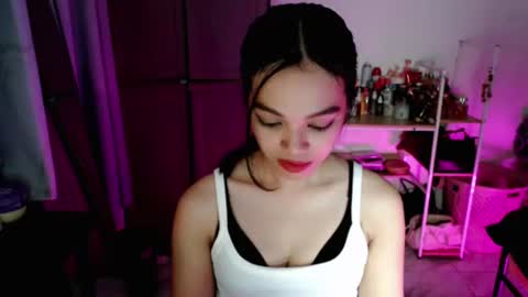 cuddlepunk_bubble online show from June 19, 6:08 am