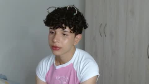 Cuddly online show from January 28, 2:32 am