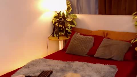 cum_ofdesire online show from May 7, 9:38 am