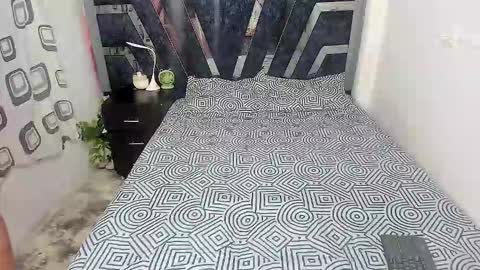 kelly doll allen online show from October 28, 2:56 am