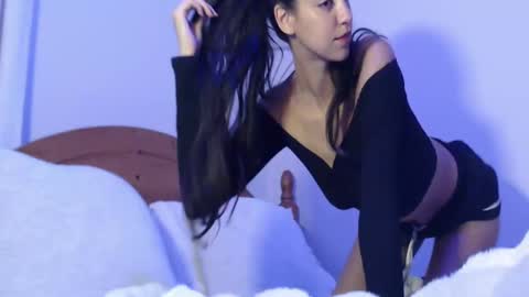 Giselle online show from October 27, 1:49 am