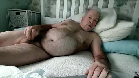 Snapshot of cumovermexxxxx chatting on February 10, 4:47 pm cumovermexxxxx online show from February 10, 4:47 pm