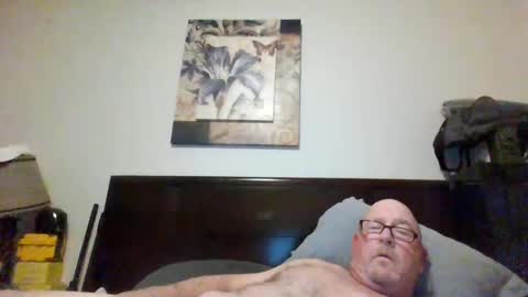 Snapshot of cumsalot55797187 chatting on March 11, 11:47 pm cumsalot55797187 online show from March 11, 11:47 pm