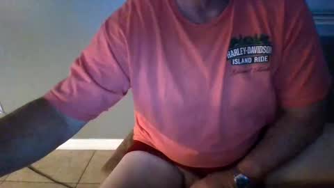 Snapshot of cumsalot55797187 chatting on February 18, 1:21 am cumsalot55797187 online show from February 18, 1:21 am