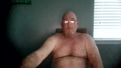 Snapshot of cumsalot55797187 chatting on October 17, 11:58 am cumsalot55797187 online show from October 17, 11:58 am