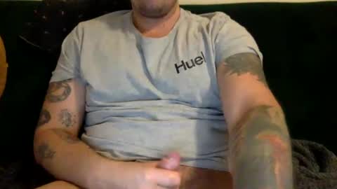 Snapshot of cumsjowz chatting on February 12, 12:27 am cumsjowz online show from February 12, 12:27 am