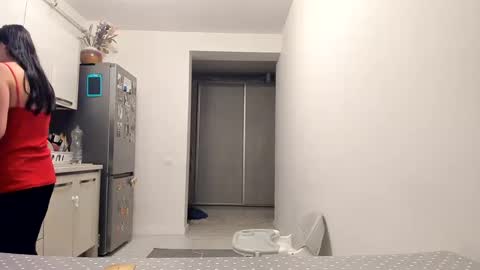 maria  alex online show from February 17, 5:04 am