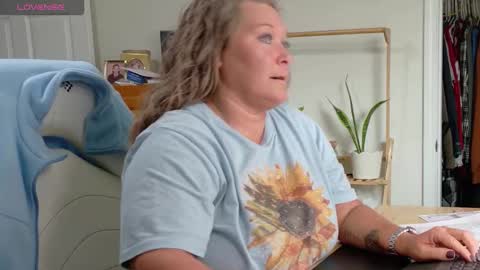 curious couple online show from February 3, 3:05 pm