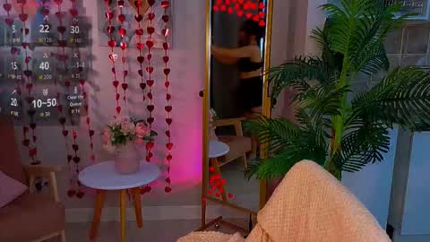 JADE online show from February 18, 7:41 am