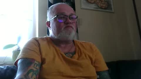 curtus14 online show from March 19, 4:45 pm