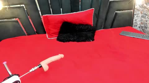 Alyanna  online show from October 20, 12:32 pm